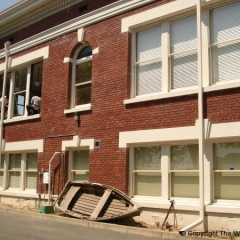 the-window-shop-025